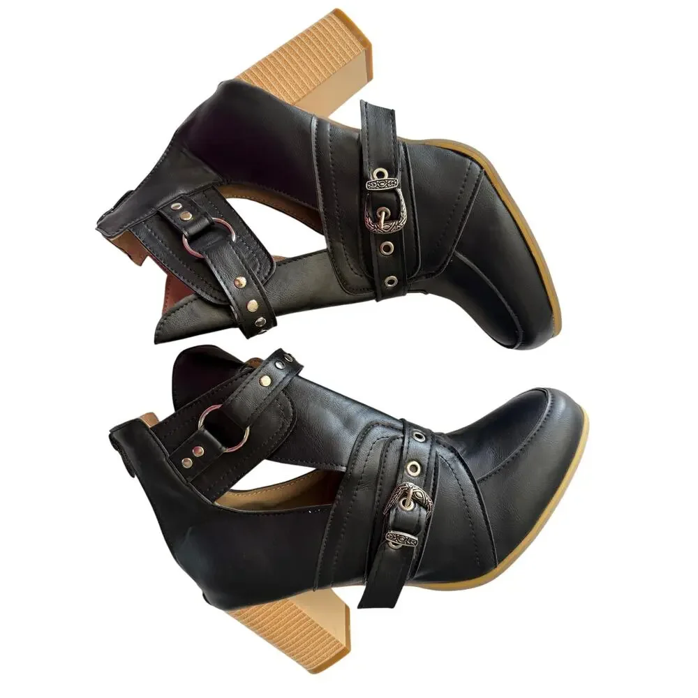 Black Leather Ankle Boots w/ Buckle & Strap Detail Chunky Heel NWOT